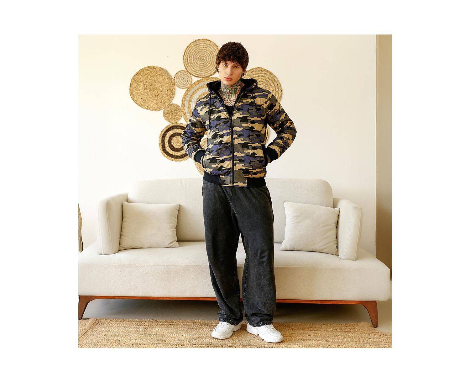 Men's Army Green & Khaki Beige Camouflage Fleece-Lined Jacket