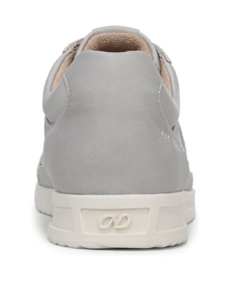 Women's Garnet Lace-Up Shoes