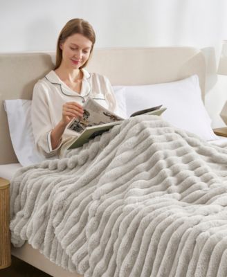 Ultra Plush Raschel Mink Blanket, Queen/King