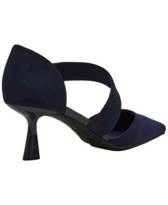 Women's Cerys Asymmetrical Snip Toe Pumps