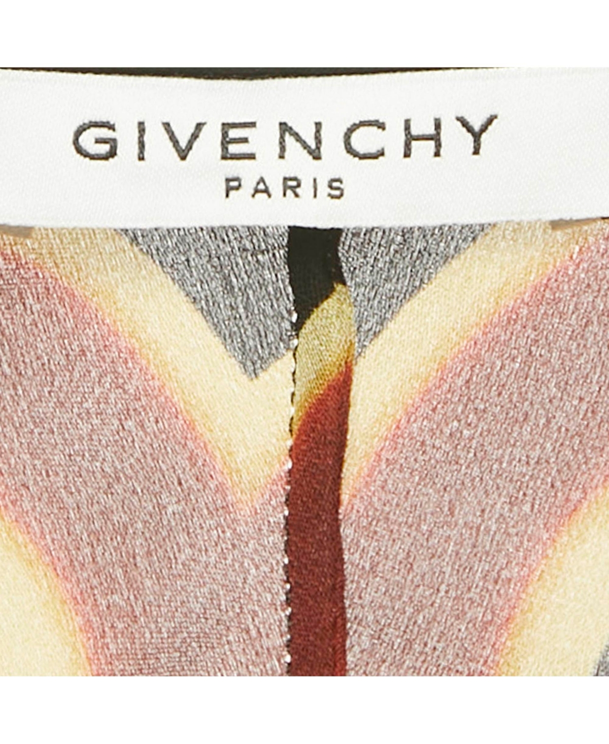 Pre-Owned Givenchy Women's Black Printed Silk Frill Back Open Blouse