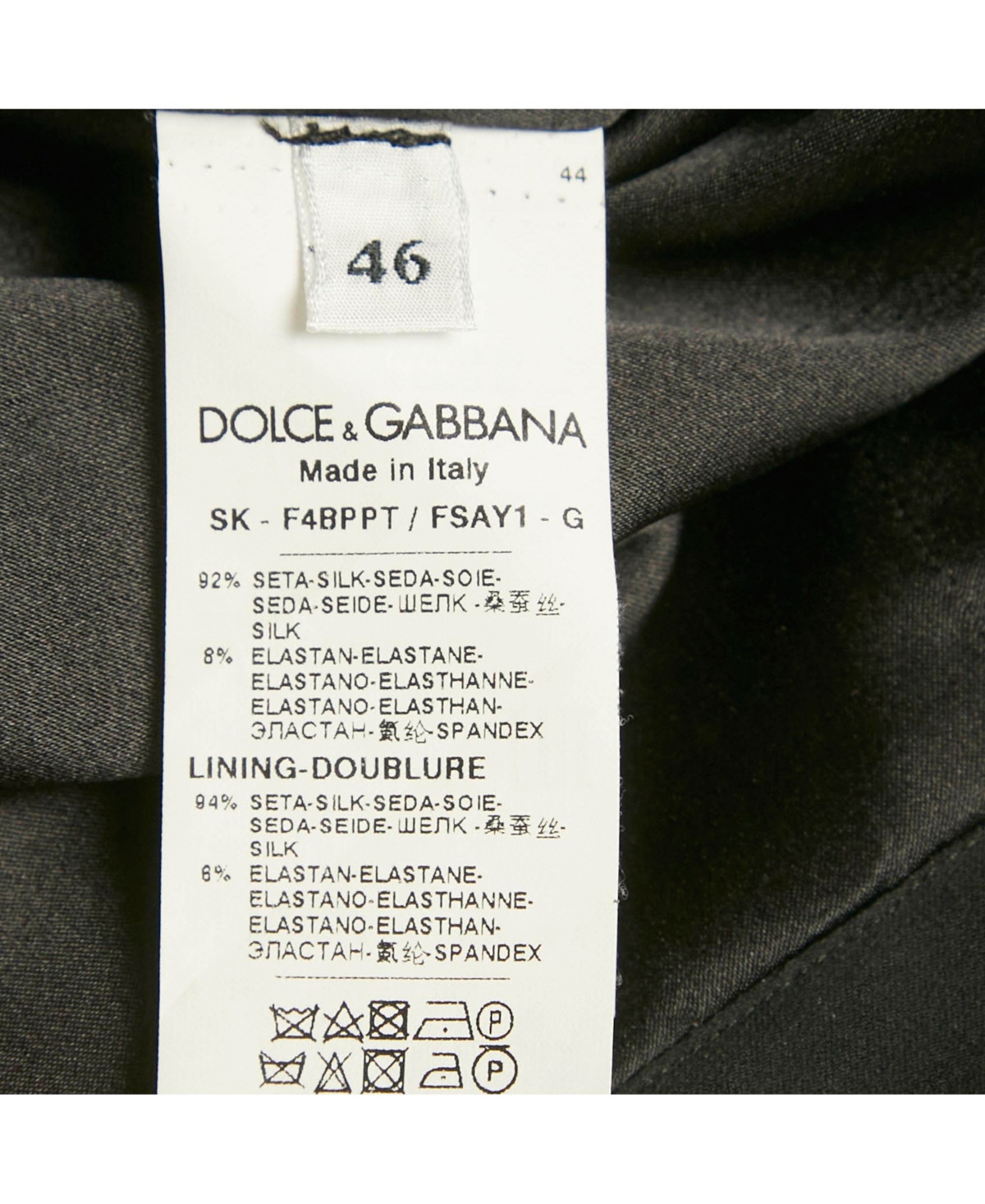 Pre-Owned Dolce & Gabbana Women's Black Rose Printed Silk Pencil Skirt