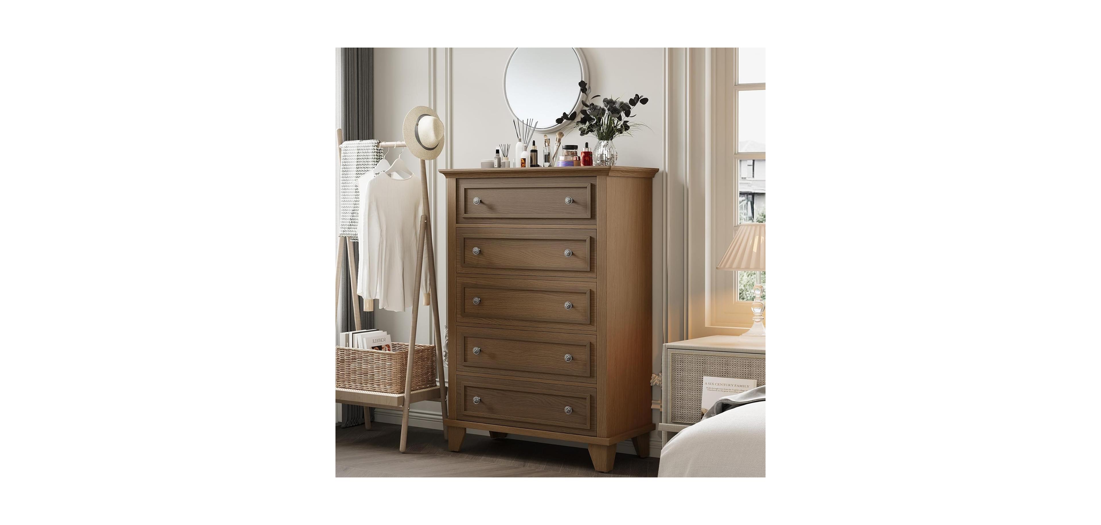 Brown 5 Drawer Tall Dresser for Bedroom, 48" Modern Wooden Storage Chest with Metal Handles, Organizer Entryway
