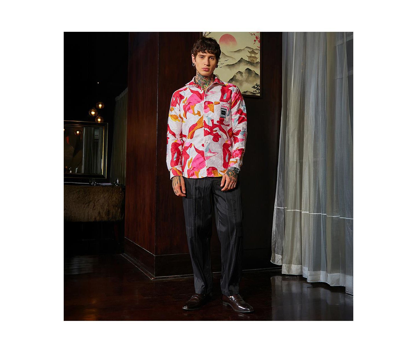 Мужская рубашка Cahoot Campus Sutra Cream White & Scarlet Red Floral-Tactile Relaxed, цвет: Красный — фото 5