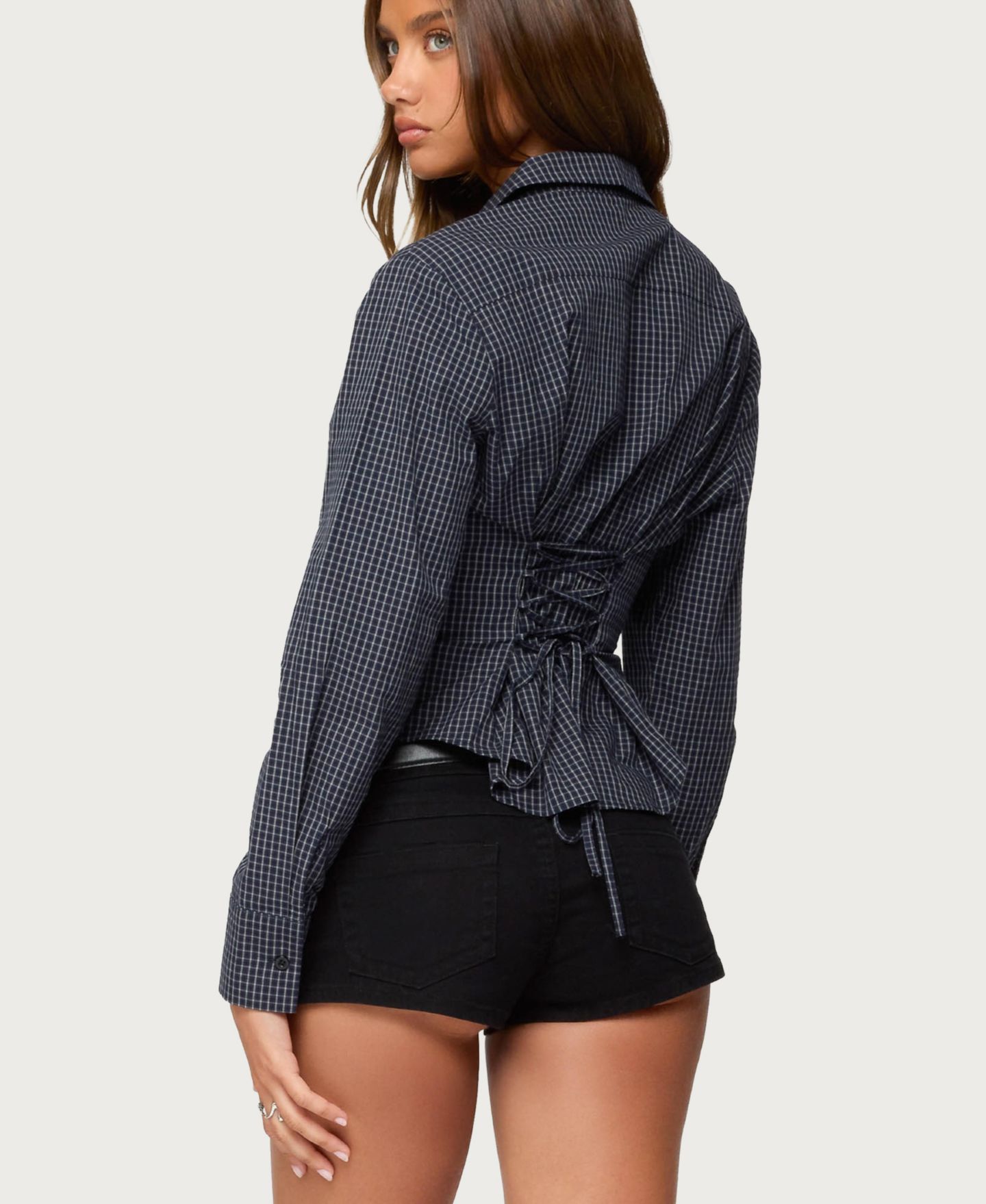 Женская рубашка Edikted Lisbet Checkered Button Up, цвет: Тёмно-синий — фото 2