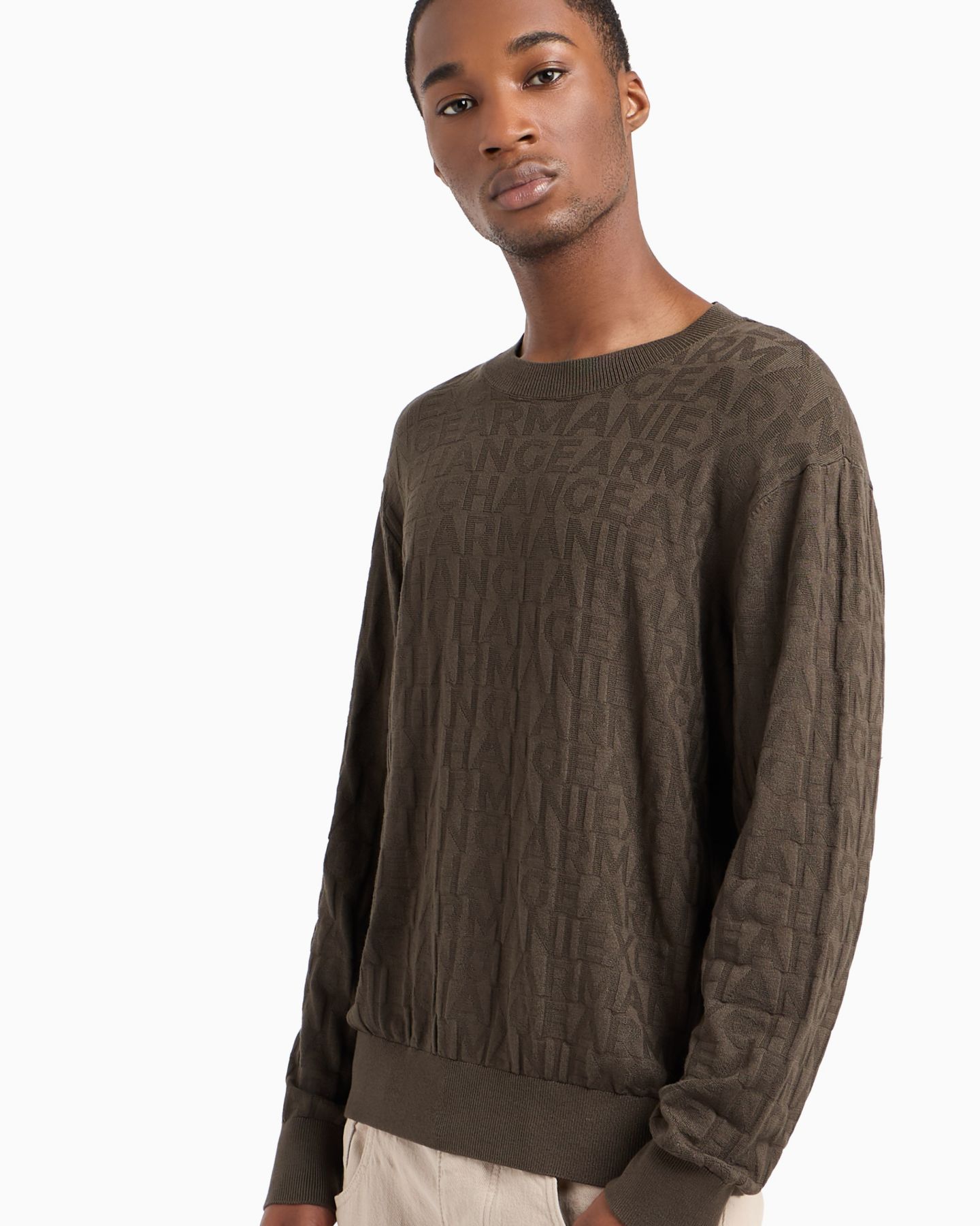 Мужской свитер A|X Armani Exchange Jacquard Allover Debossed Logo Crewneck, цвет: Чёрный оливковый — фото 5