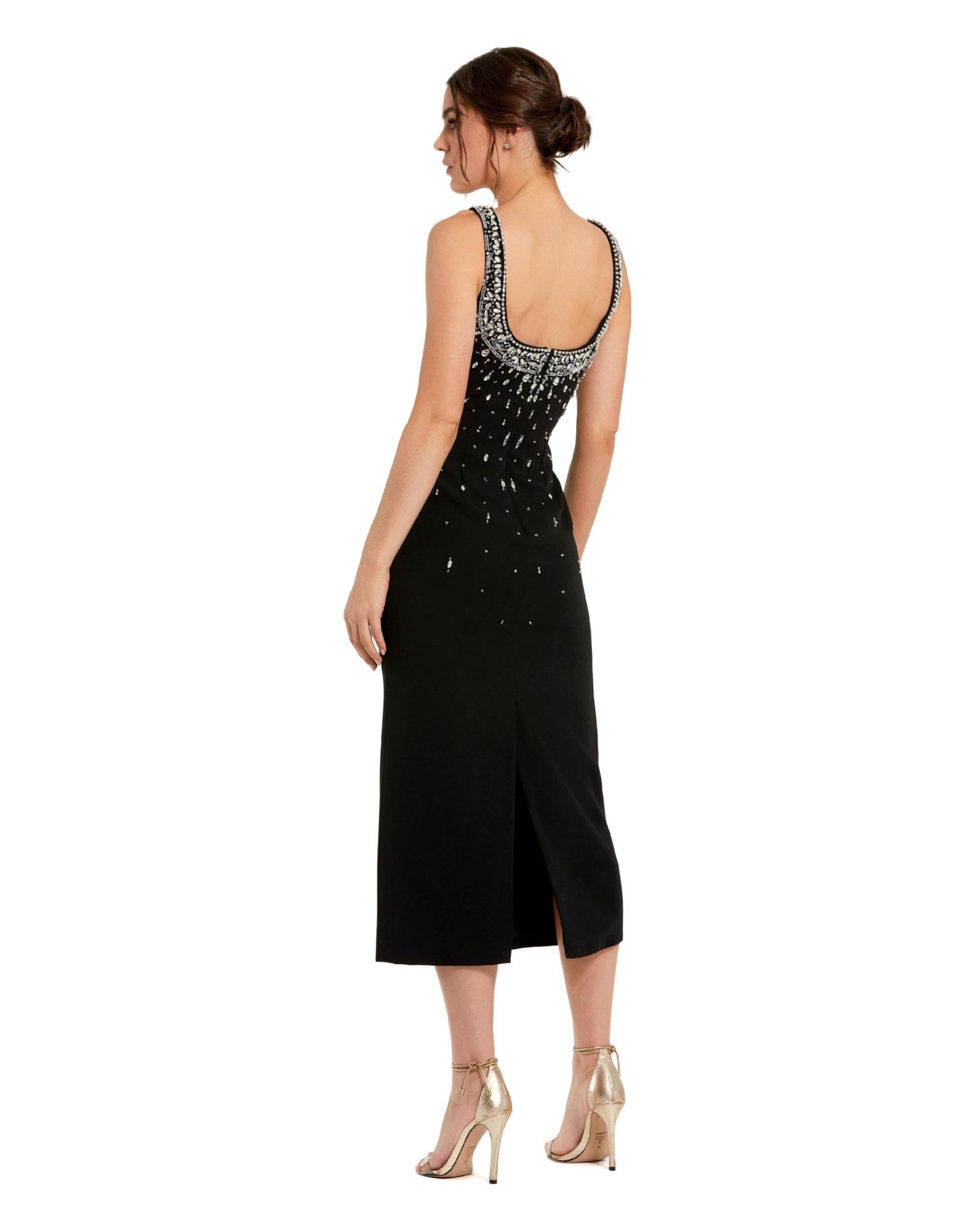 Женское платье Mac Duggal Beaded Crepe Scoop Neck Sleeveless Midi, цвет: Чёрный — фото 2