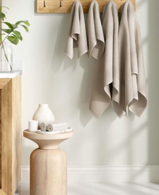 Cotton and Linen-Texture Border 4 Pack Bath Towel Set