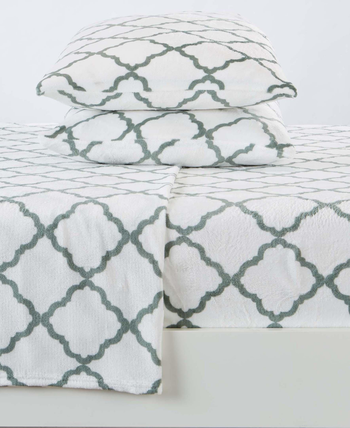 Linery & Co. Ultra-Soft Printed Velvet Plush Sheet Set 