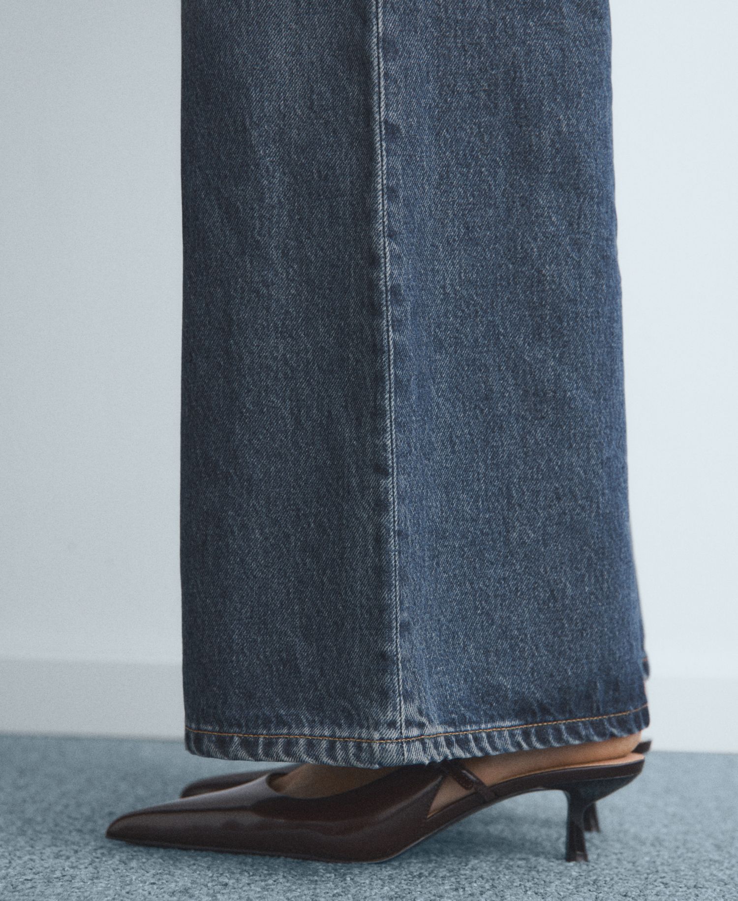 Women's High-Waisted Wide-Leg Jeans