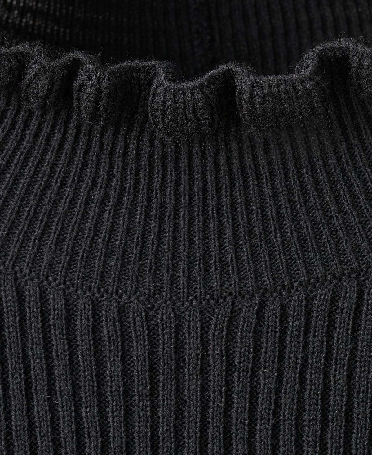 Mango Women's Scalloped Edges Ribbed Sweater