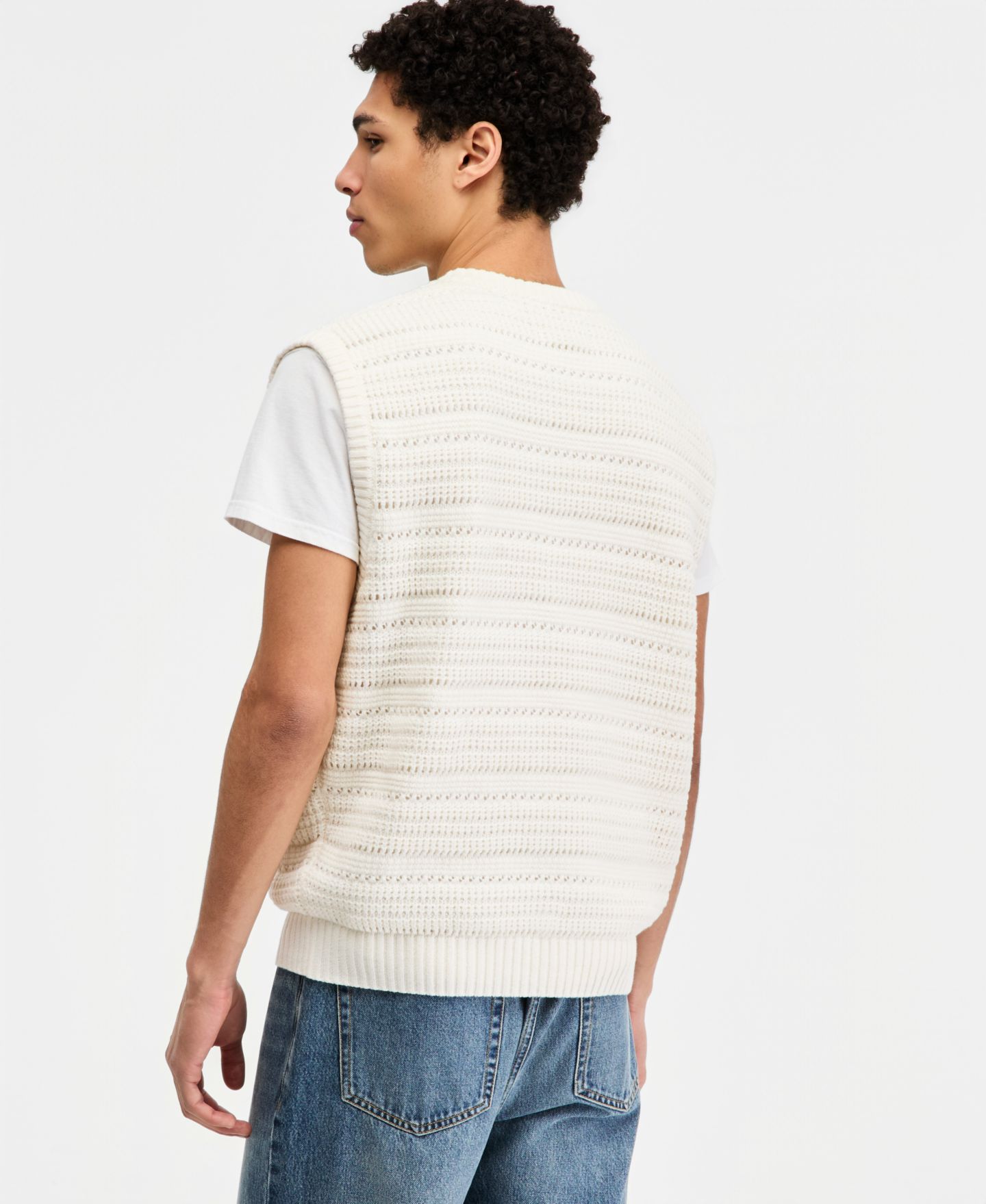 Мужской жилет Sun + Stone Cotton-Blend Open-Stitch Sweater Vest, цвет: Натуральный — фото 3