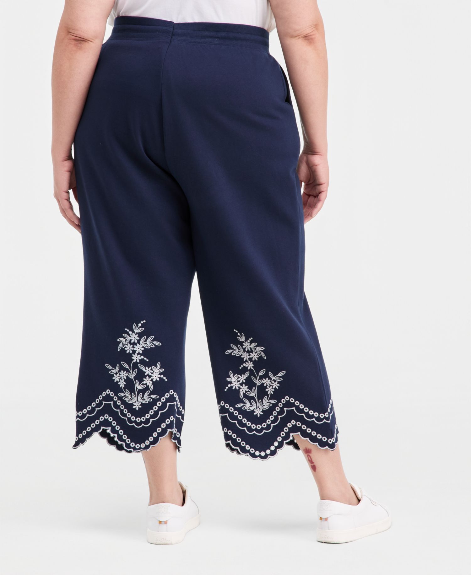Plus Size Scalloped Eyelet Wide-Leg Knit Pants