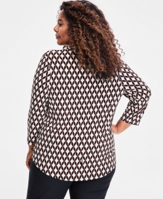 Plus Size Printed V-Neck 3/4-Sleeve Top
