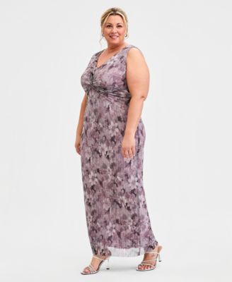 Plus Size Pleated Printed V-Neck Maxi Dress