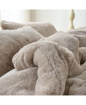 hunkiest Chunky Bunny - Coma Inducer Oversized Comforter Set