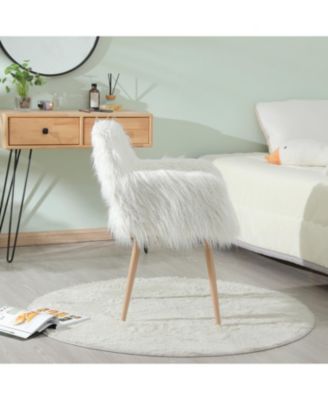 Stylish Side Chair with Comfort and Elegance