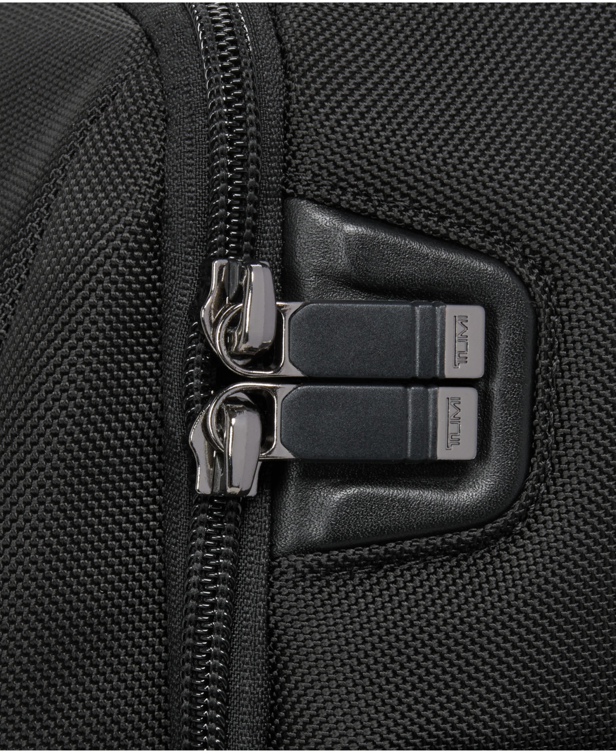 Tumi Alpha Brief Pack
