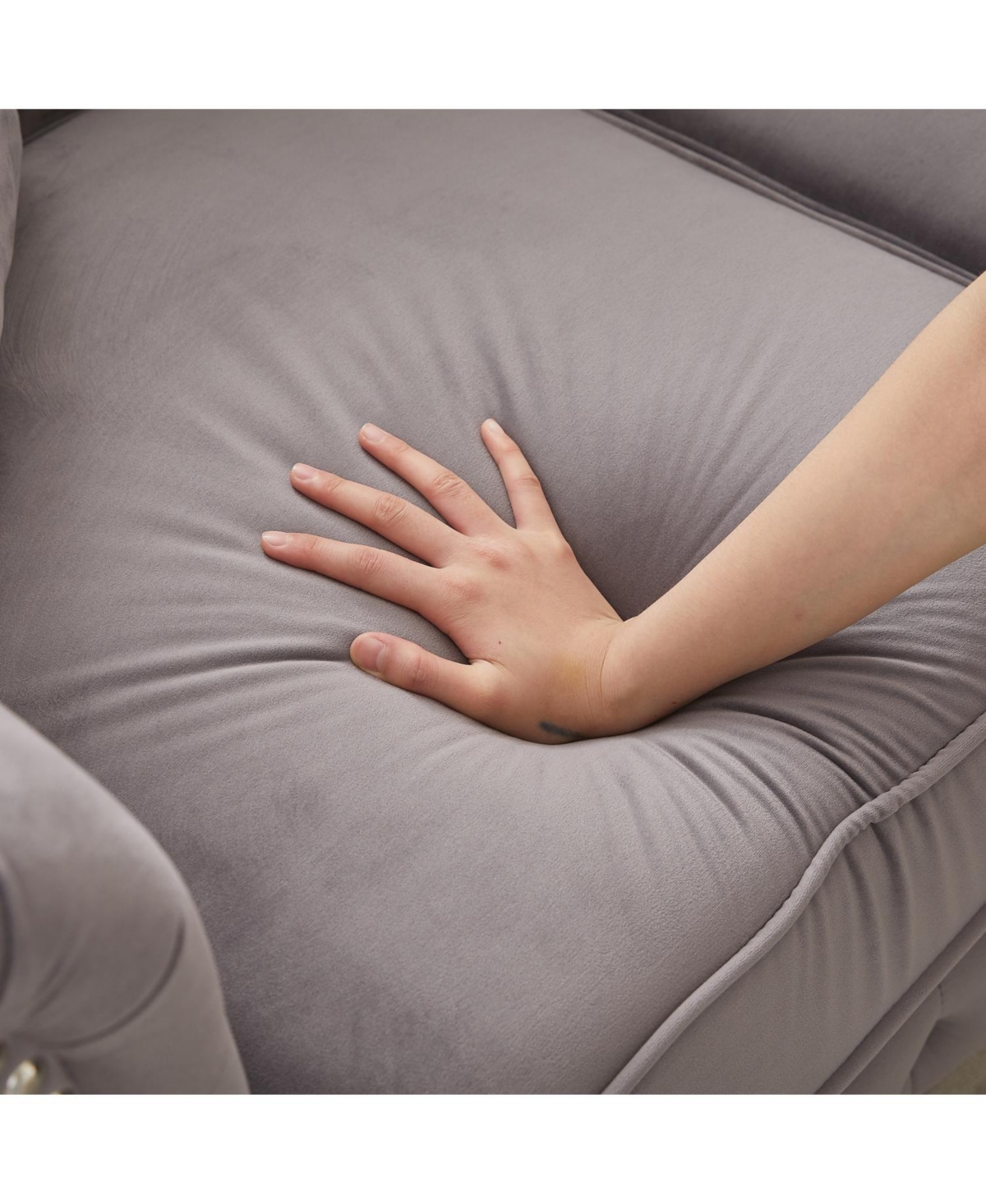 Streamdale Furniture Modern Velvet Chesterfield Sofa with Nailhead Arms