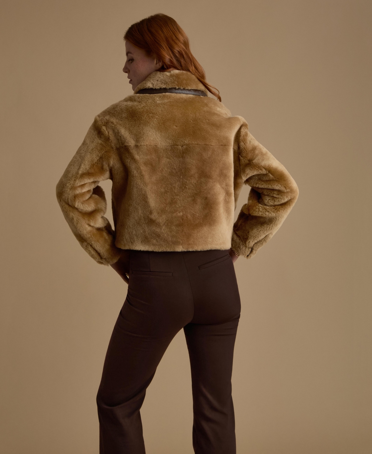 Furniq Uk Women's Cropped Shearling Jacket