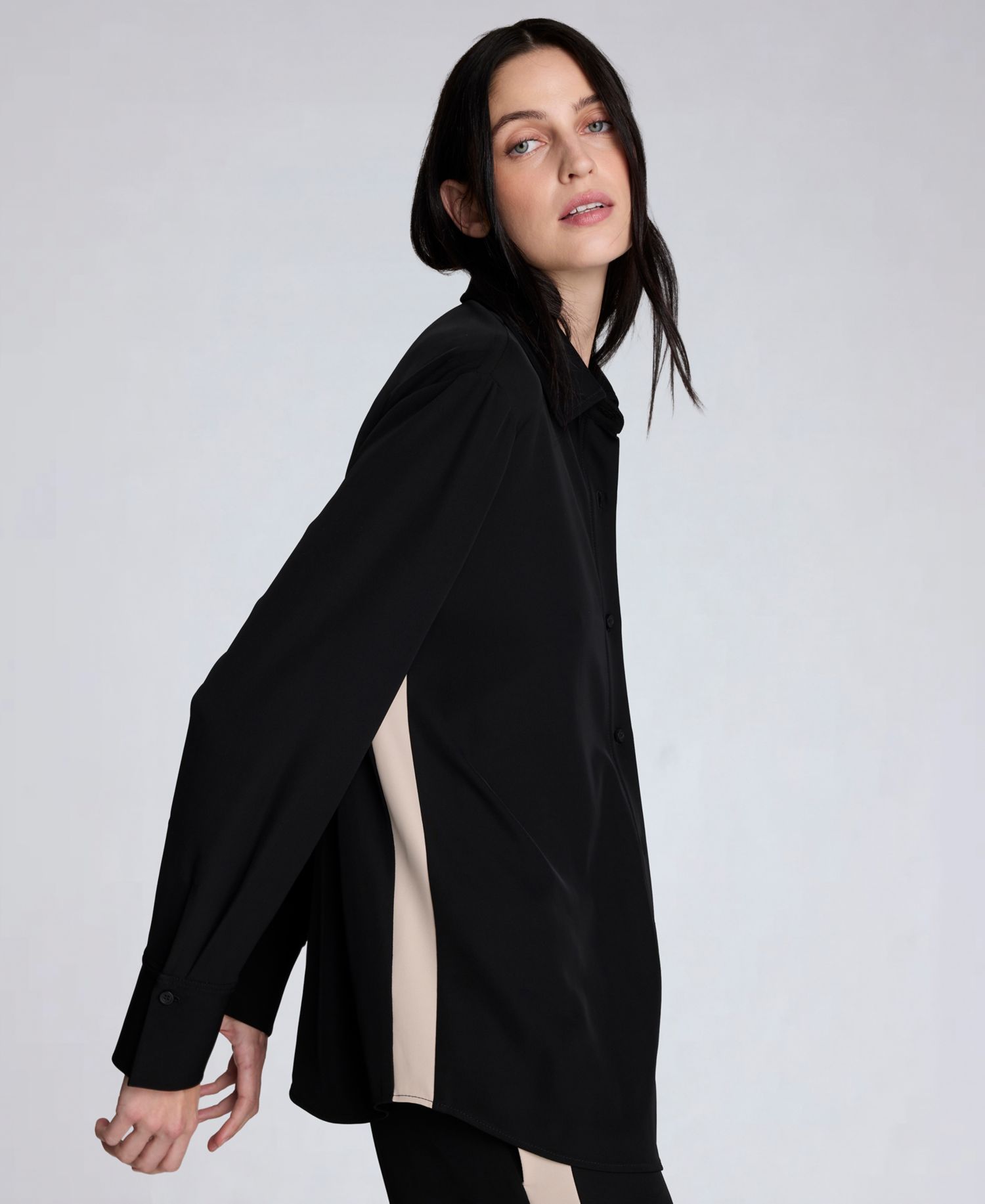 Women's Oversized Button-Front Collared Shirt