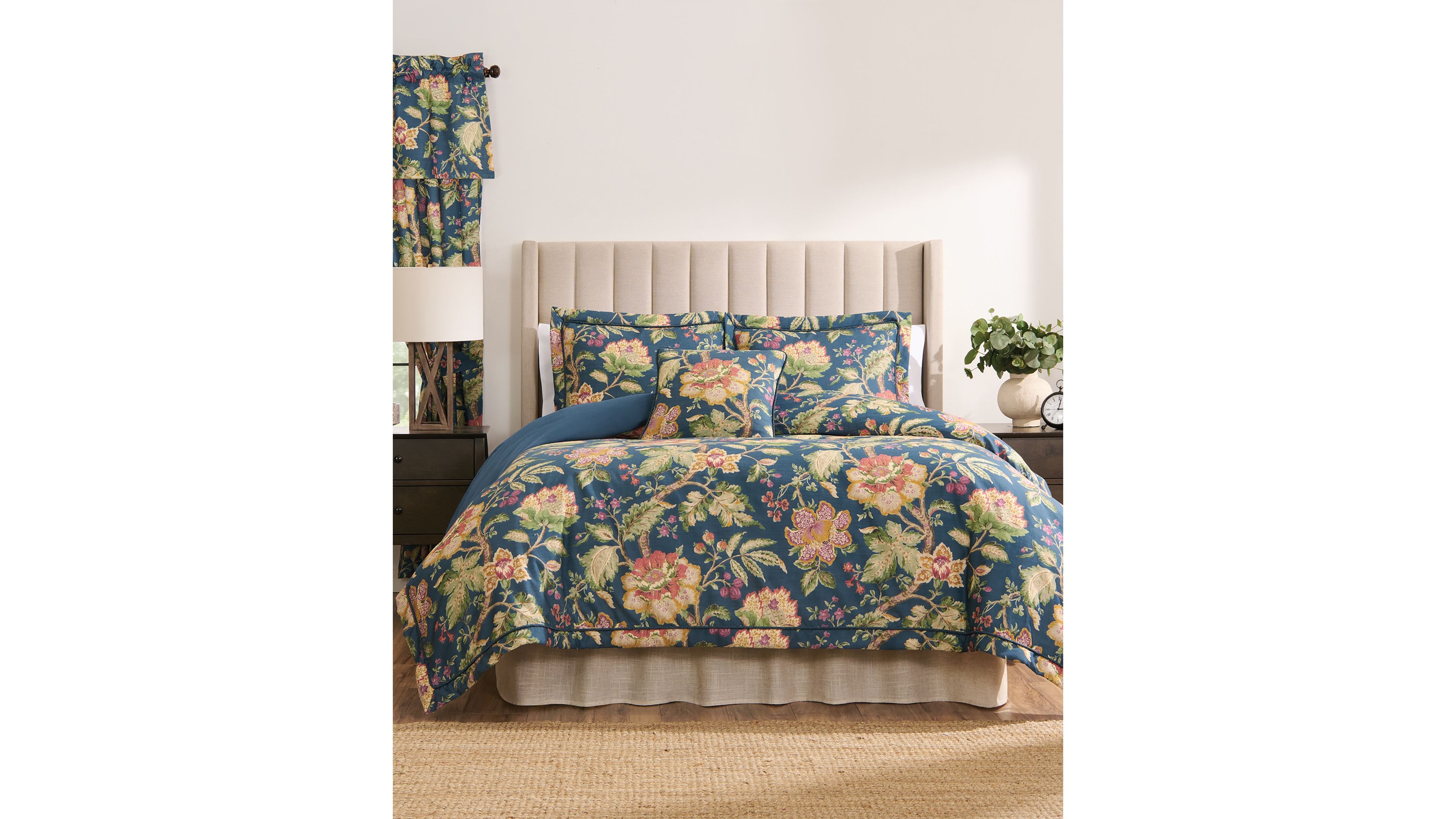 Rose Tree Secret Garden Floral 4-Pc. Comforter Set, Queen