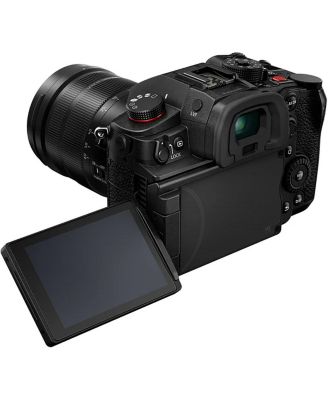 LUMIX GH7 Mirrorless Camera with LUMIX G Leica DG Vario-Elmarit 12-60mm f/2.8-4.0 Lens