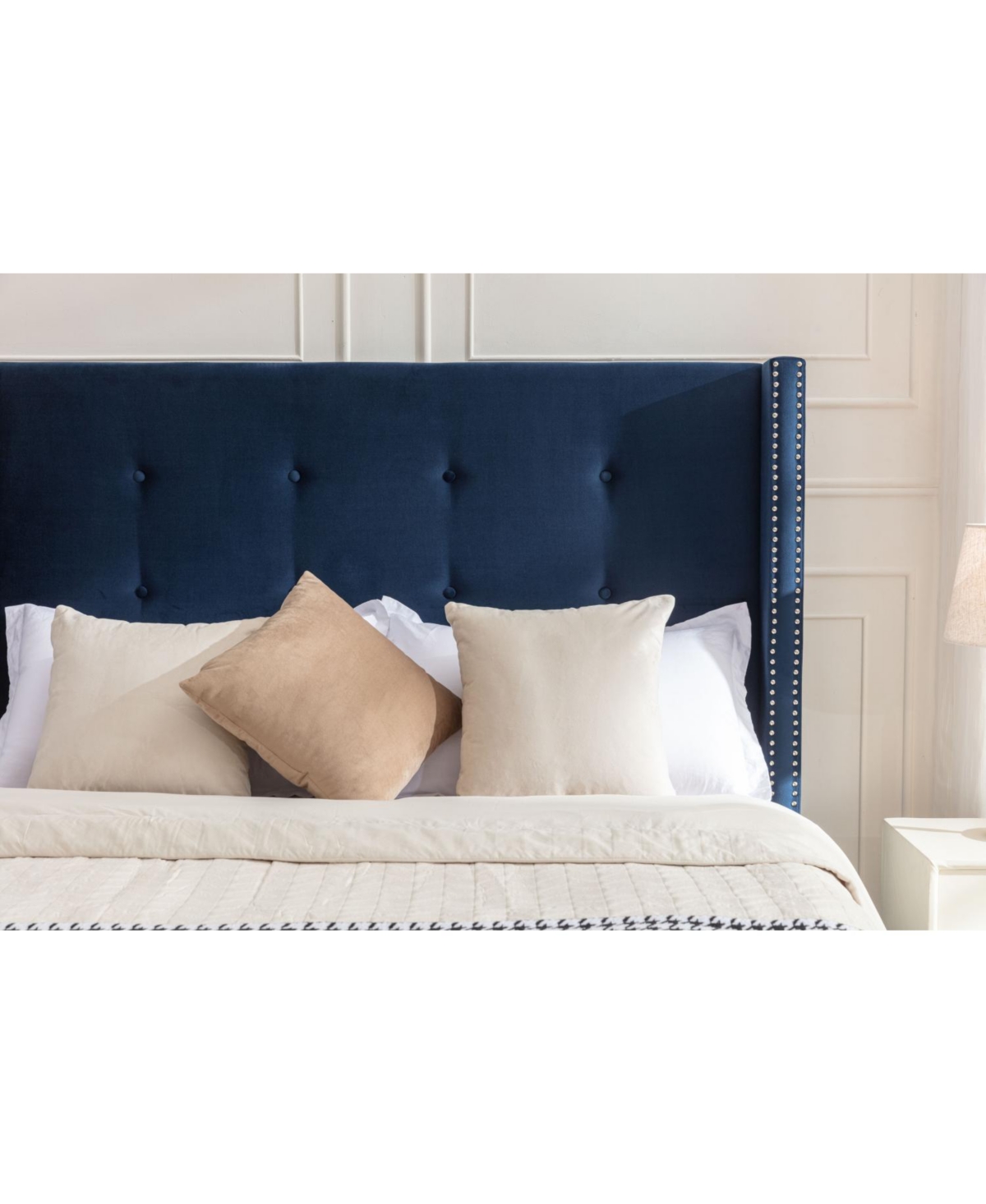 Streamdale Furniture Streamdale Peyton Upholstered King Bed with Button Tufting