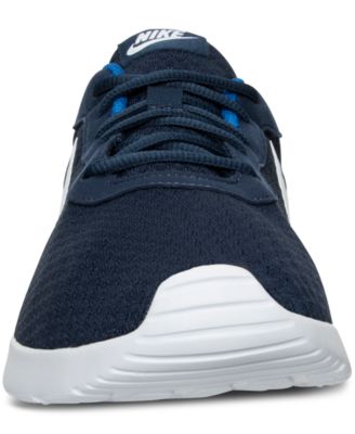 macys nike tanjun