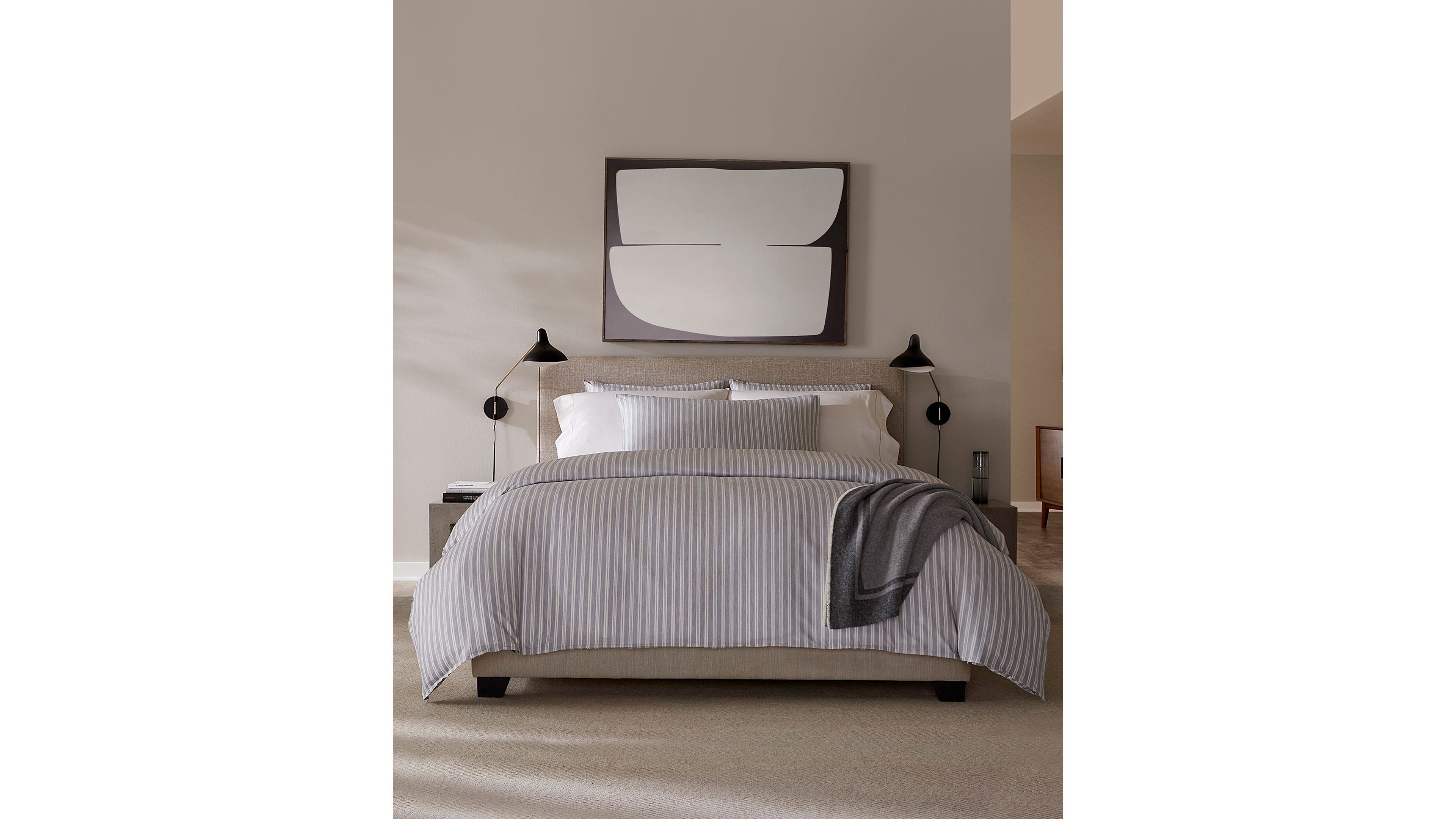 Sferra Leranto Sateen Duvet Cover, King