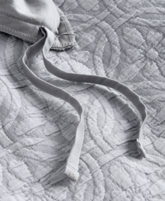 Lattice Medallion 3-Pc. Comforter Set, Full/Queen