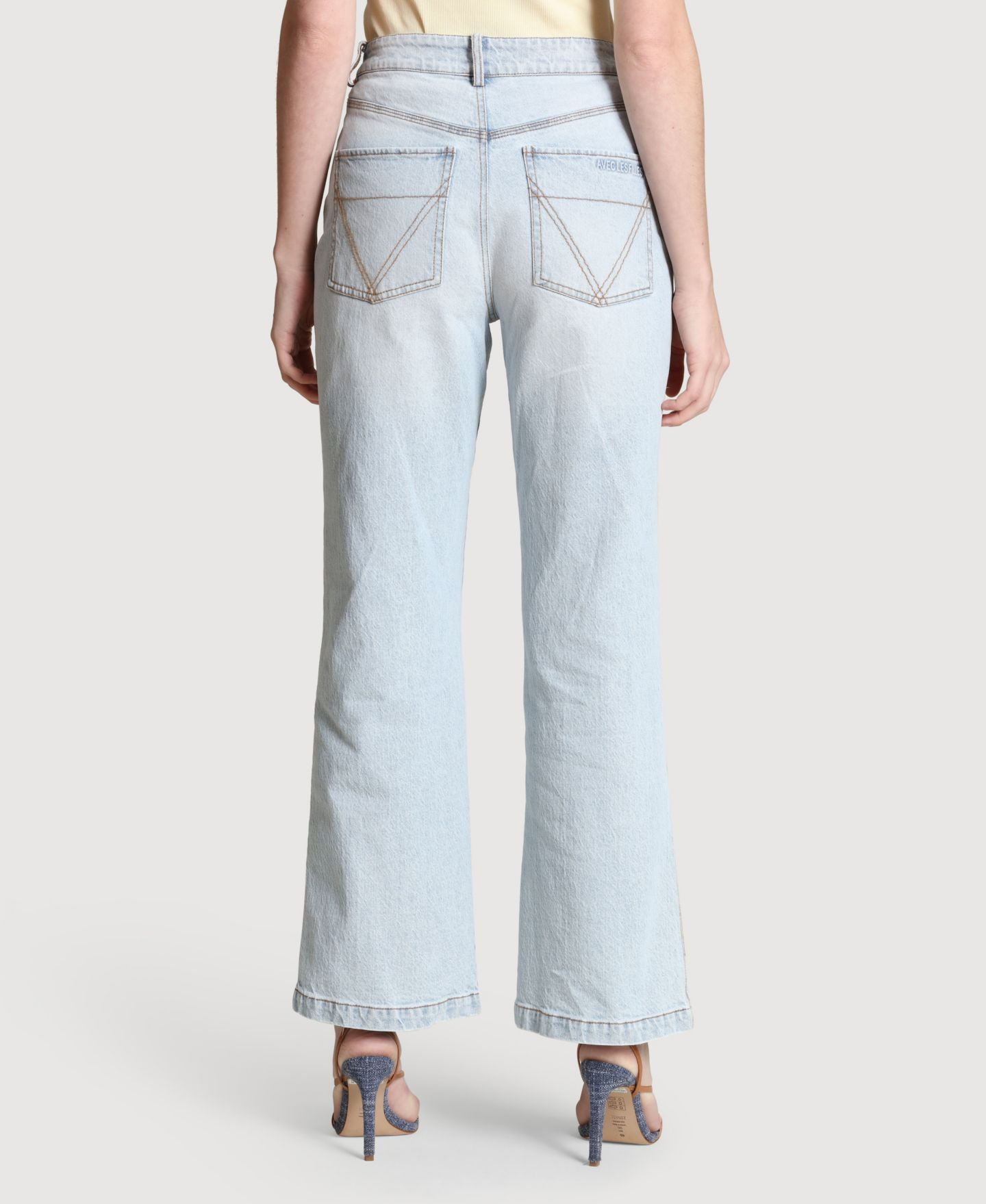 Женские джинсы Avec Les Filles Flare Leg Patch Pocket, цвет: Светлая варка — фото 5