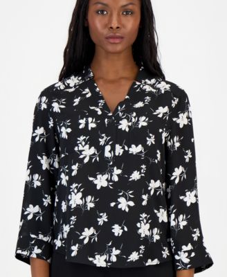 Petite Printed 3/4-Sleeve V-Neck Top