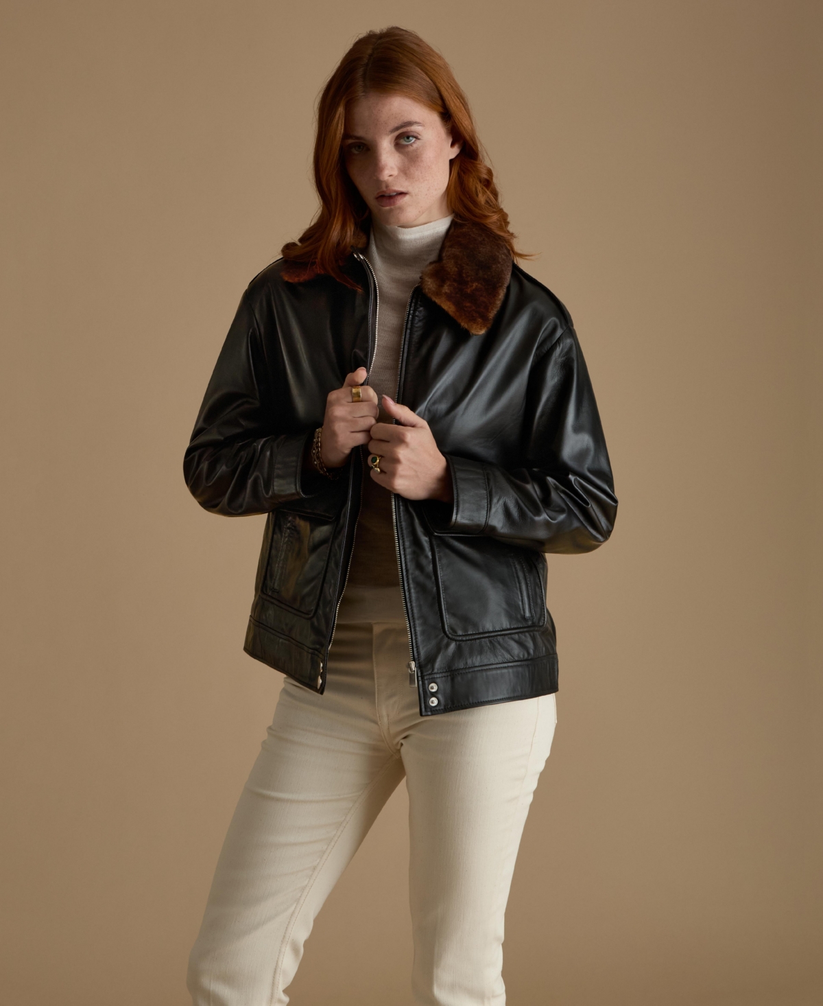 Furniq Uk Women's Leather Jacket with Detachable Shearling Collar - Black