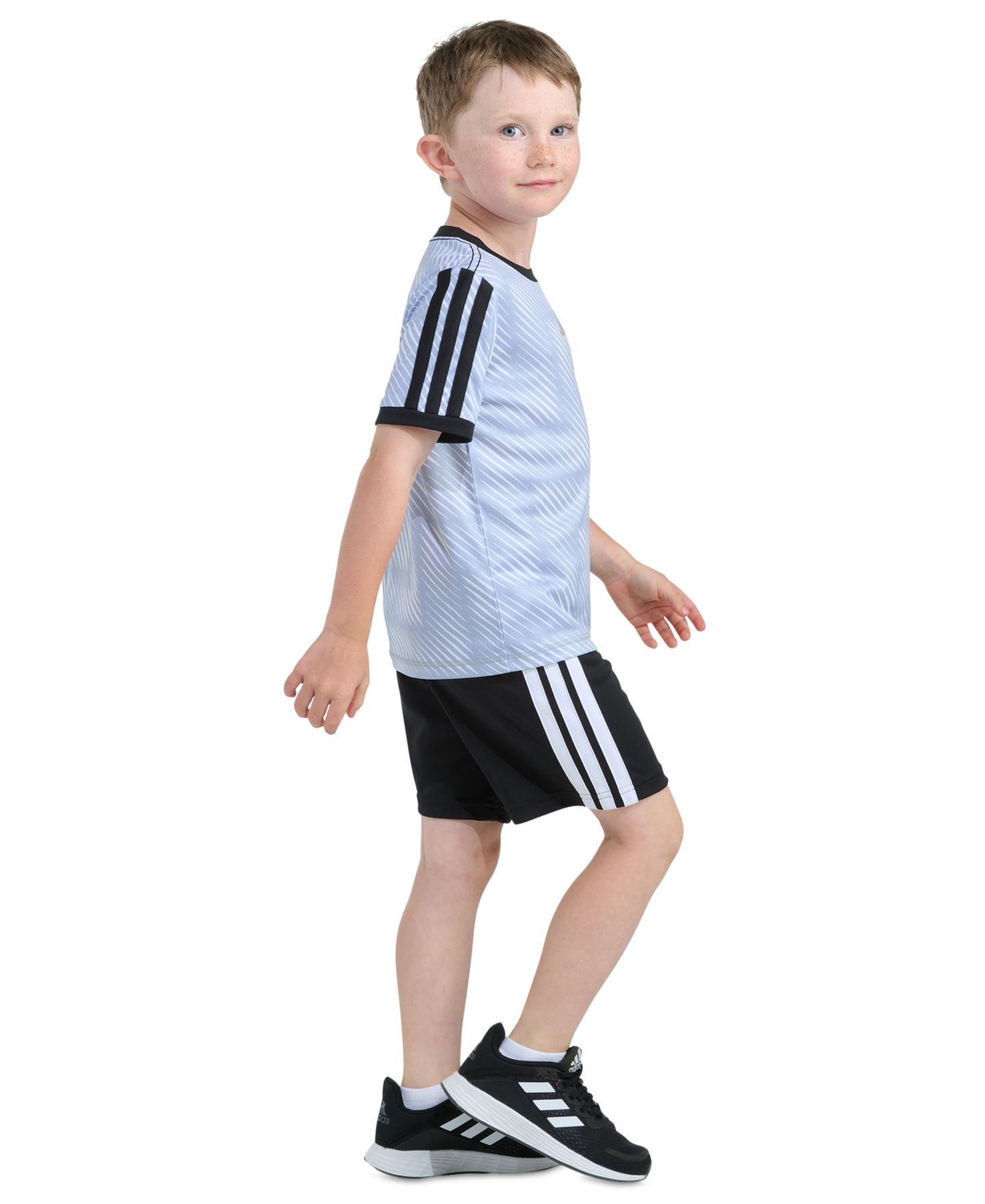 adidas Boys' 2T-7 Printed T-Shirt and Shorts, 2-Piece Set, цвет: Чёрный / Синий — фото 3