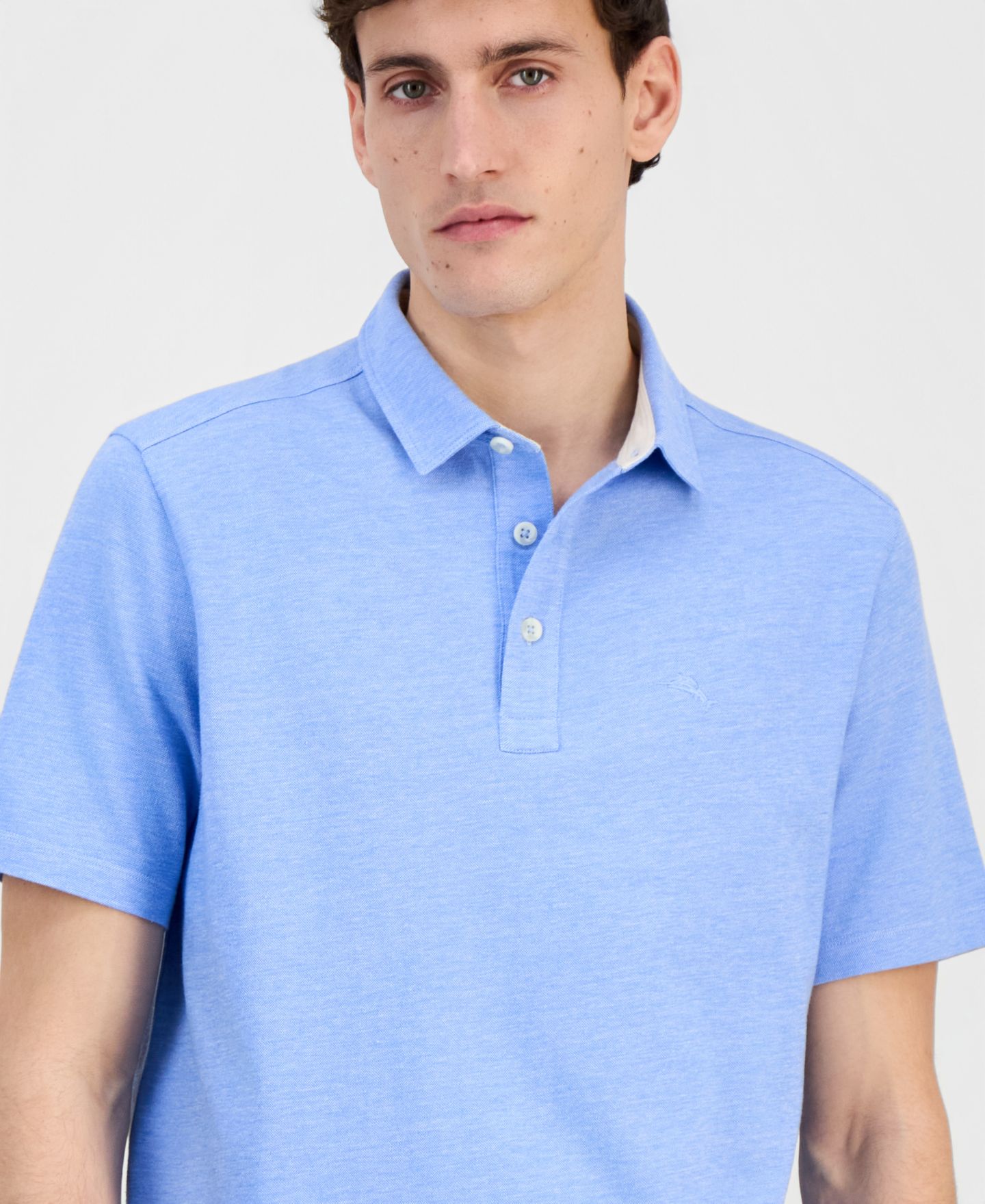 Мужское поло Tommy Bahama Anchored Short Sleeve Polo Shirt, цвет: Шамбре синий — фото 3