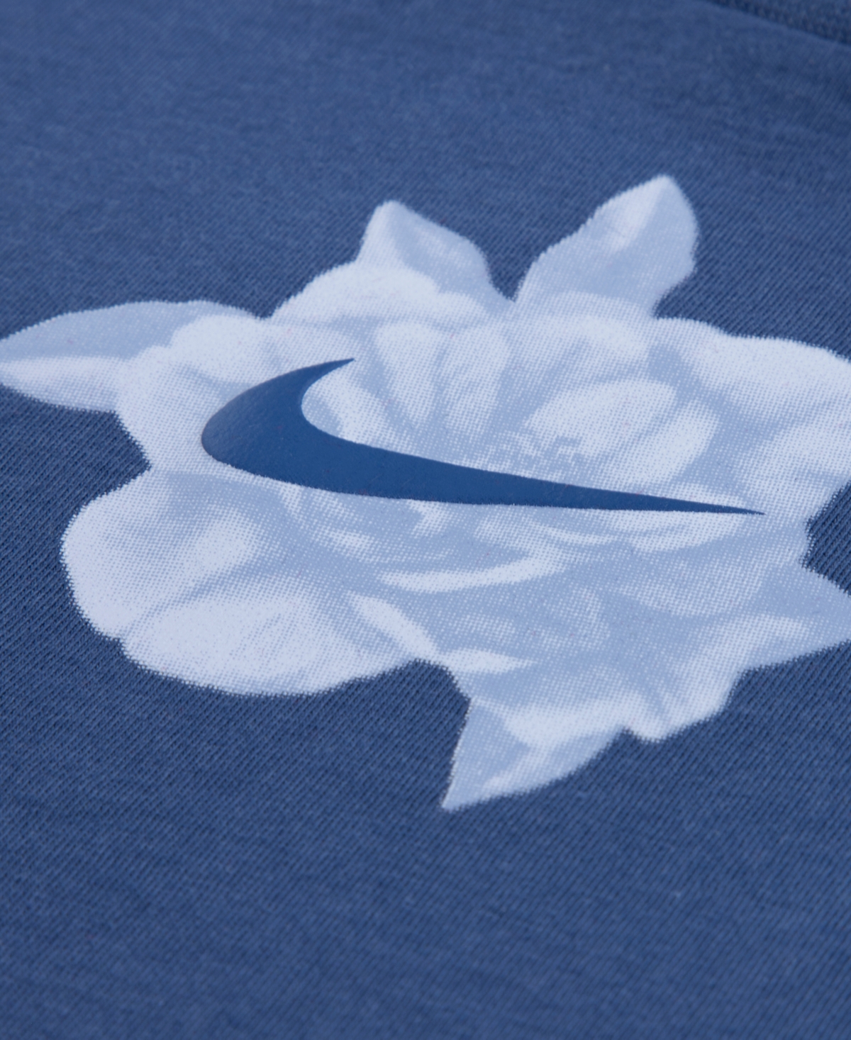 Nike Girls' Toddler 2T-4T Move with Nature Shine Crewneck T-Shirt and Scooter Shorts, 2-Piece Set