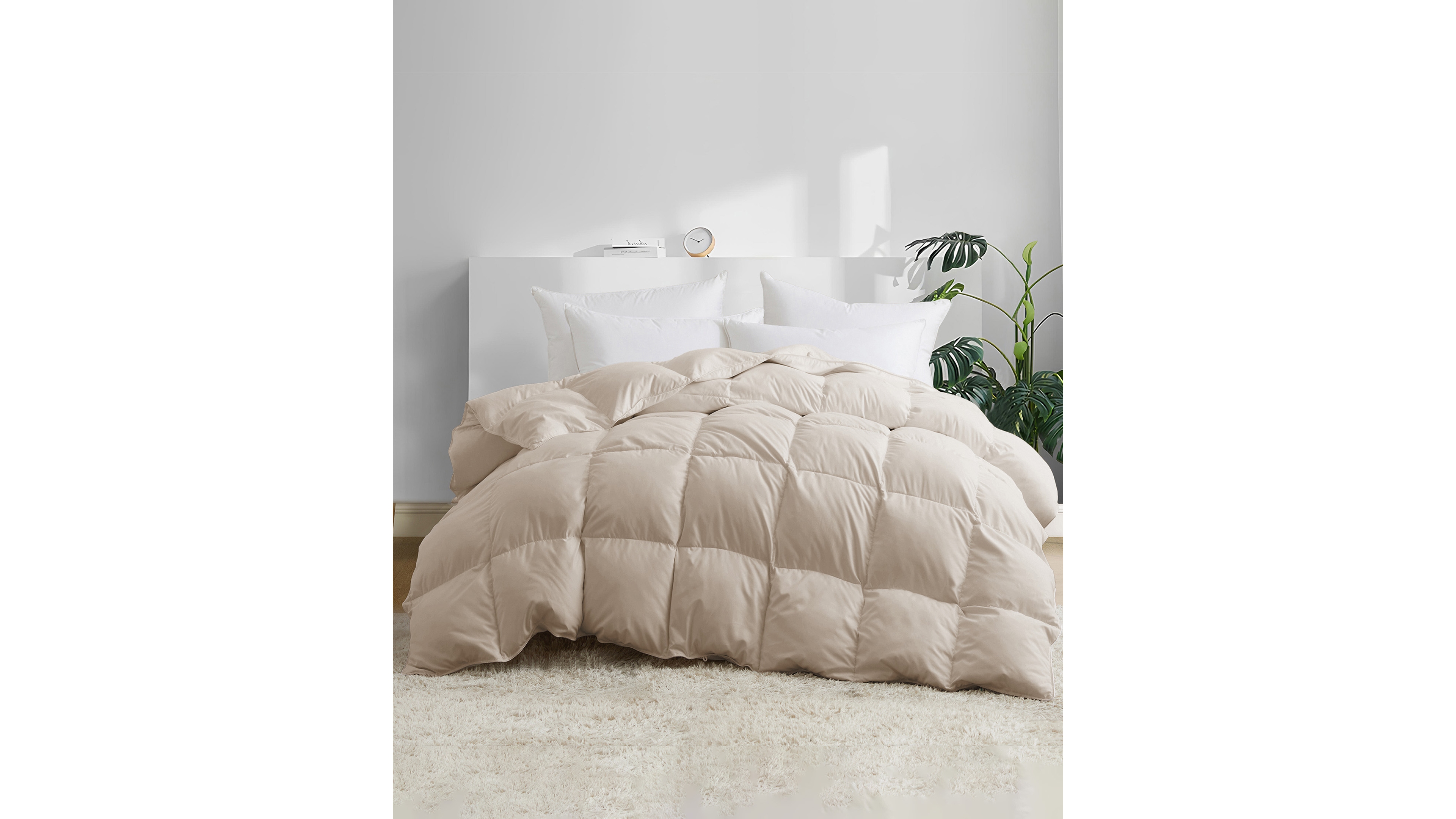 Unikome Heavyweight Goose Down Feather Comforter, Twin
