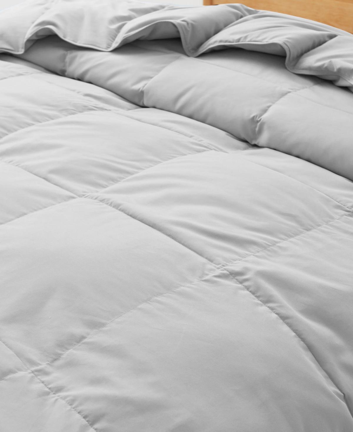 Unikome Lightweight Goose Down Feather Fiber Comforter