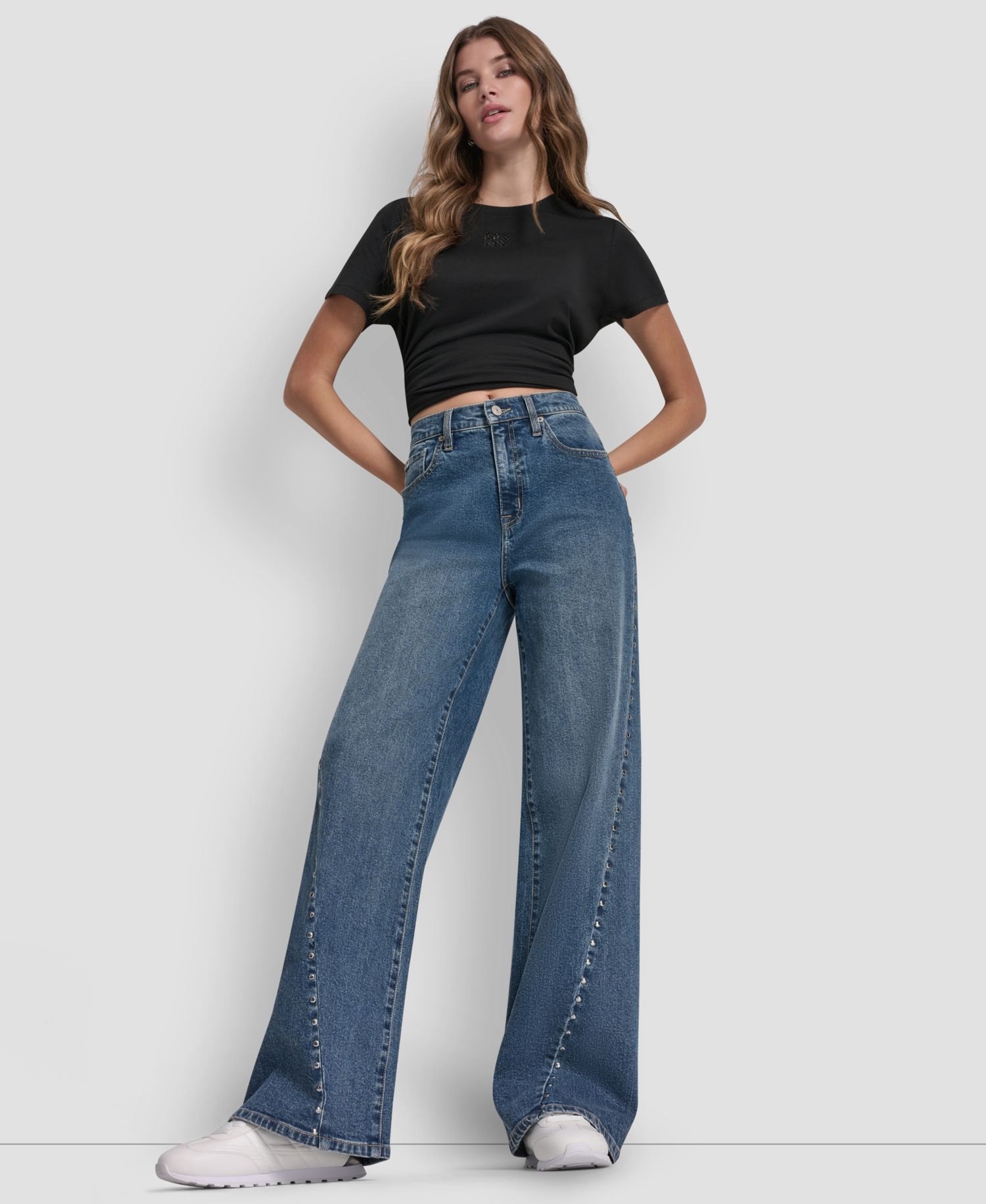 Petite Studded Modern Wide Leg Jeans