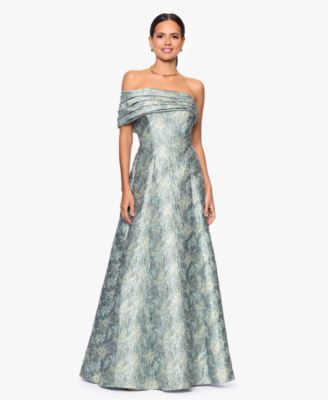 Women's One-Shoulder Gown