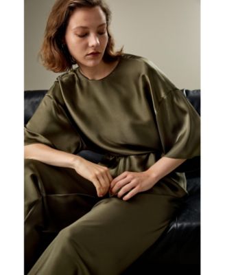 Women's Relaxed Silk Crewneck Blouse