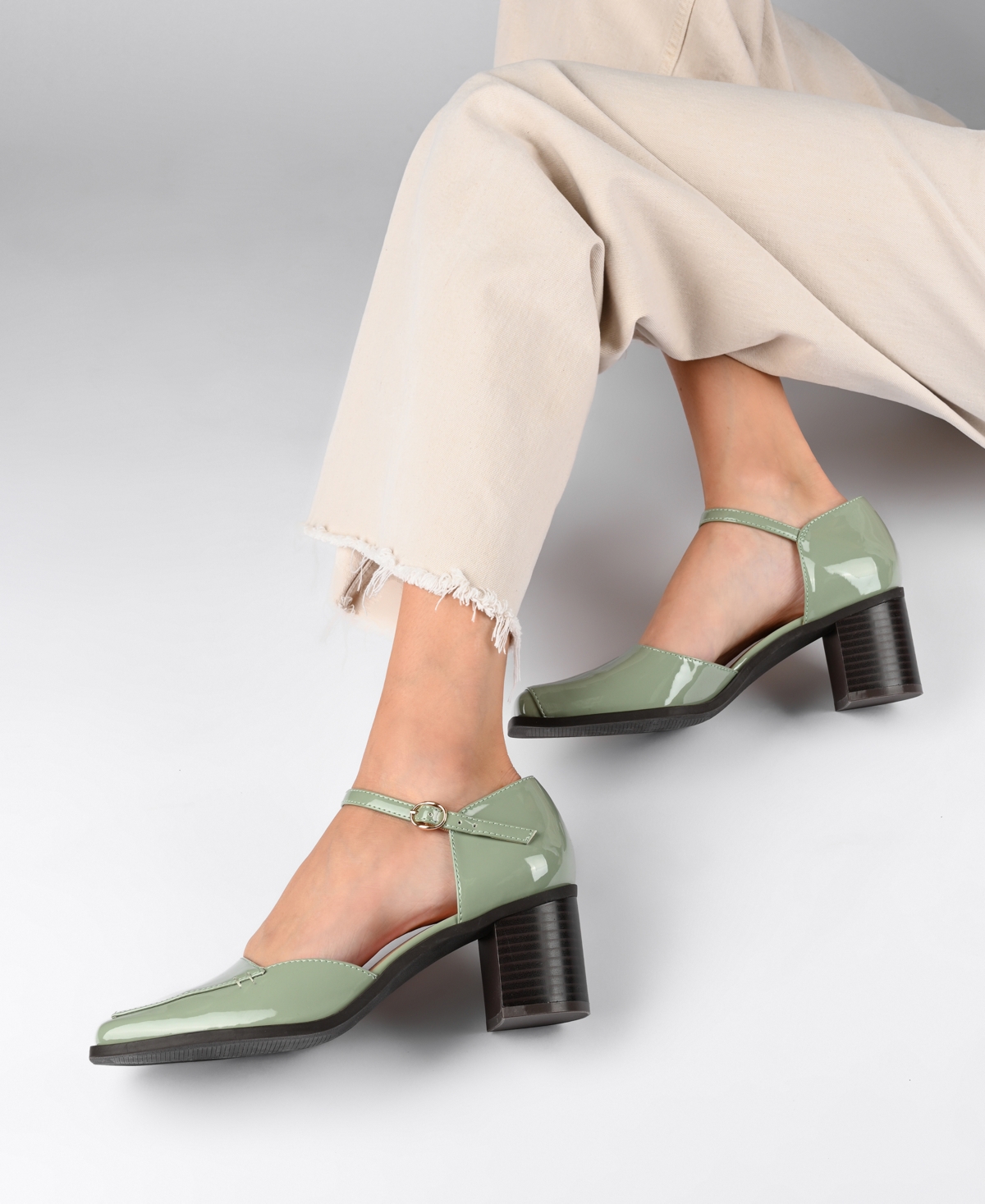 Journee Collection Women's Evangeline Square Toe Pumps