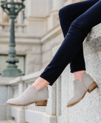 Women's Livvy Side Split Ankle Booties