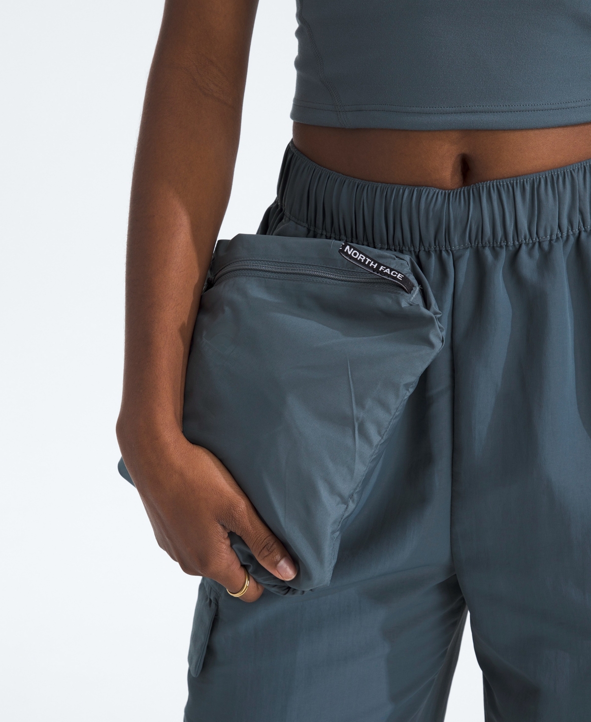 The North Face Women's Tnf Easy Wind Jacket