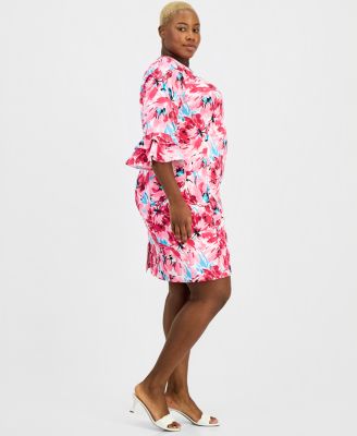 Plus Size Floral 3/4-Sleeve Sheath Dress