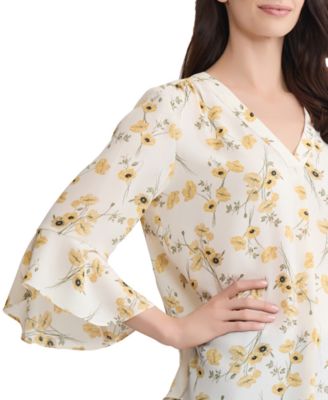 Women's Kelly Flutter Sleeve V-Neck Blouse