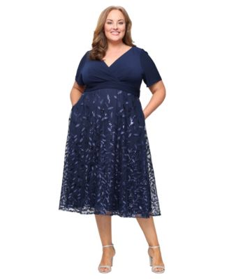 Plus Size Embroidered V-Neck A-Line Midi Dress