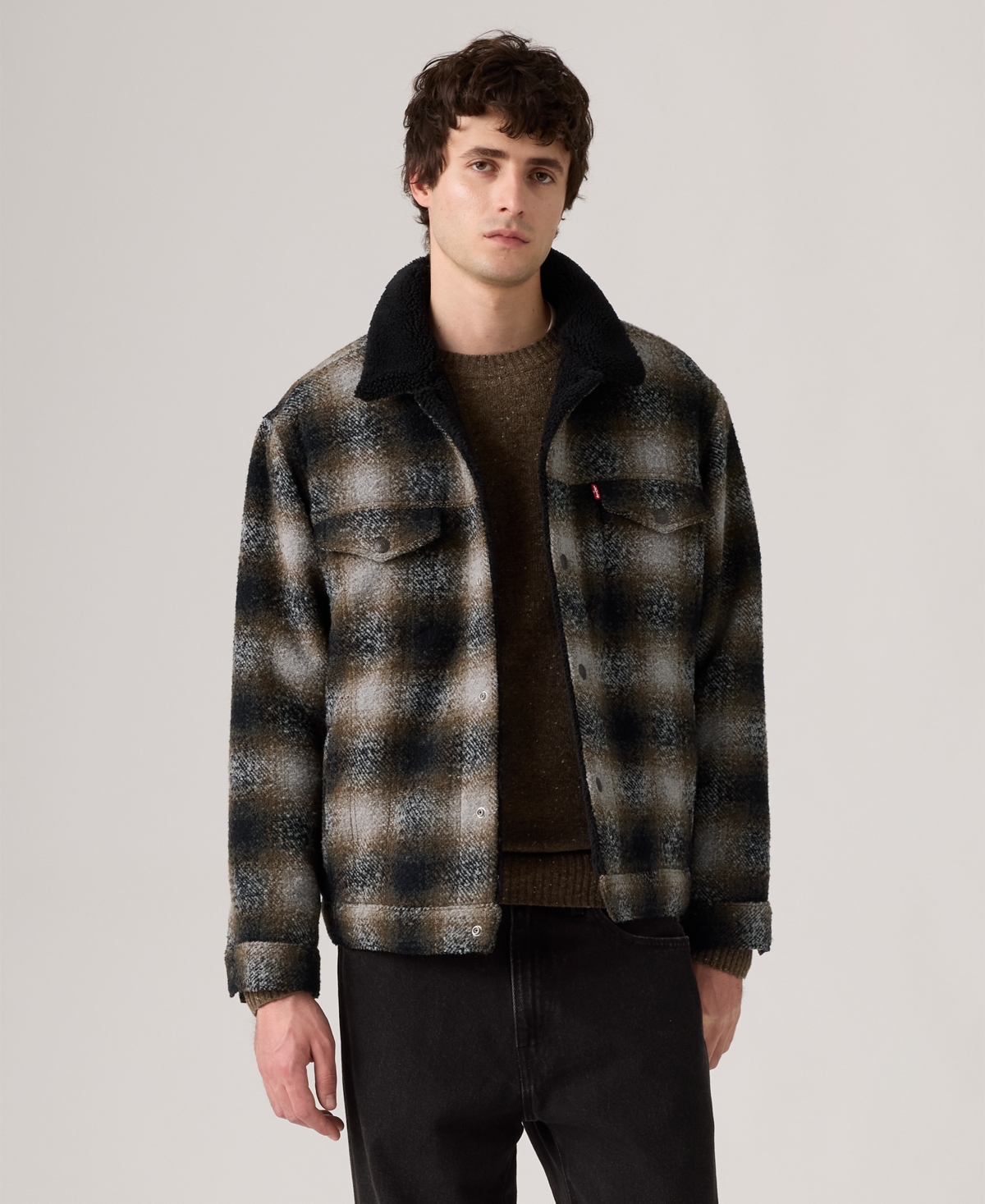Levi's Men's Relaxed Fit Plaid Trucker Jacket