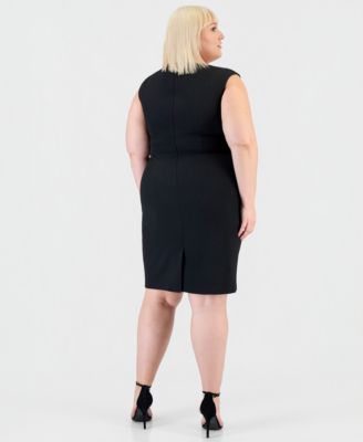 Plus Size Sleeveless Sheath Dress